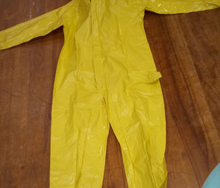 VINYL CHEMICAL SUITS (MEDIUM)