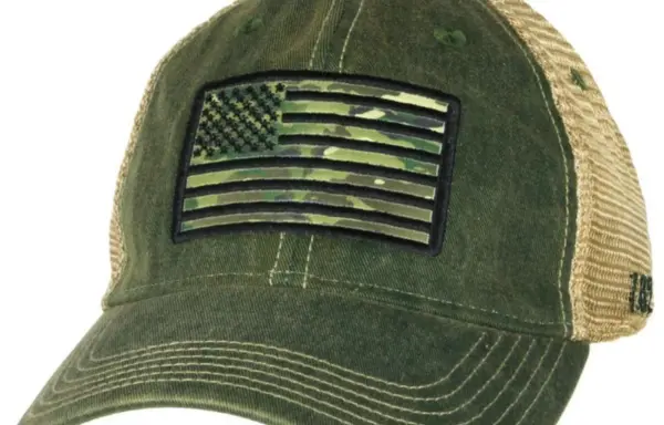 AMERICAN FLAG VINTAGE TRUCKER HAT